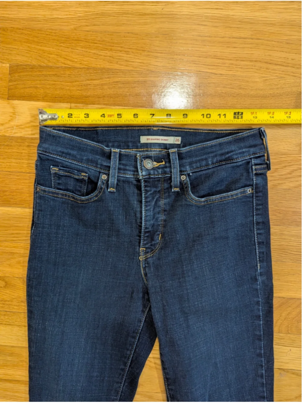 Levi's 311 Shaping Skinny Jeans Size 26